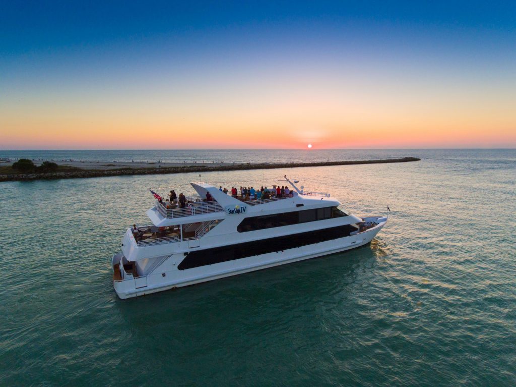 yacht dinner cruise clearwater